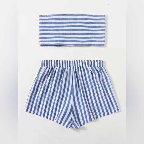 Soleia Striped Two-Piece Knot Front Cropped Top Bandeau and Shorts Large NEW - Picture 2 of 8